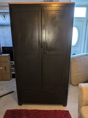 Oakland furniture black - oakland,